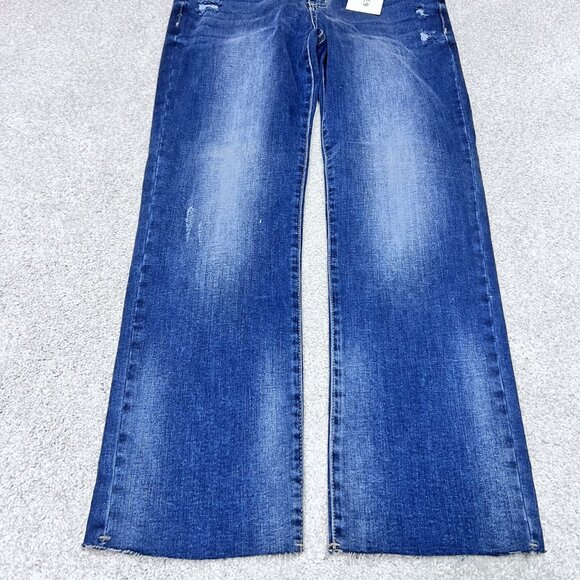 Special A Jeans Women’s Blue Straight Leg Distressed Pockets Size 9 NWT - Picture 8 of 12